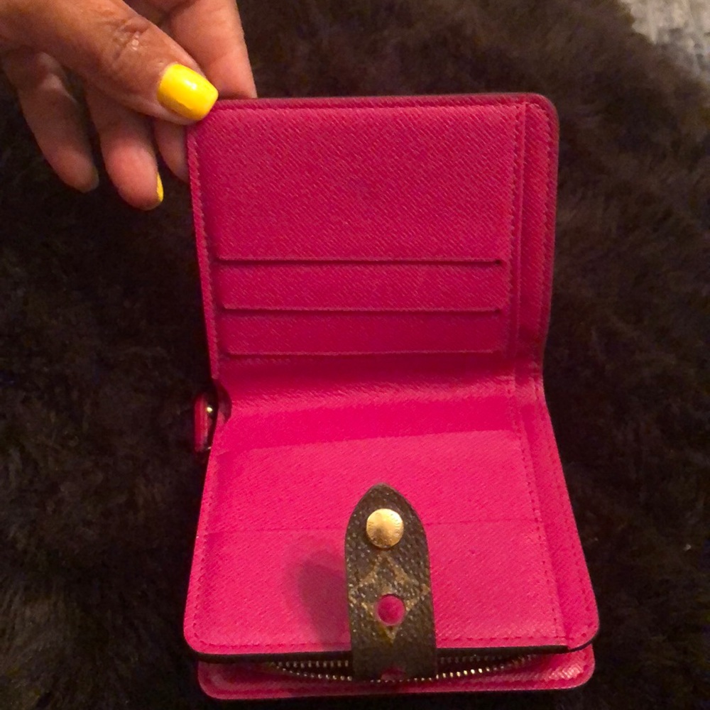 Louis Vuitton Mini Trocadero Bag & Matching Wallet - Picture 2 of 8